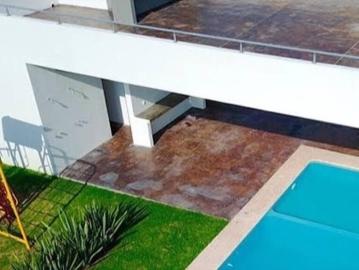 Habitaciones en coto residencial por Galerias Santa Anita