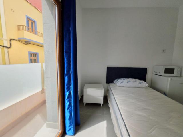 HABITACIONES EN ALQUILER PARA ESTUDIANTES – CERCA DE LA Universidad Fernando Pessoa Canarias Santa María de Guía