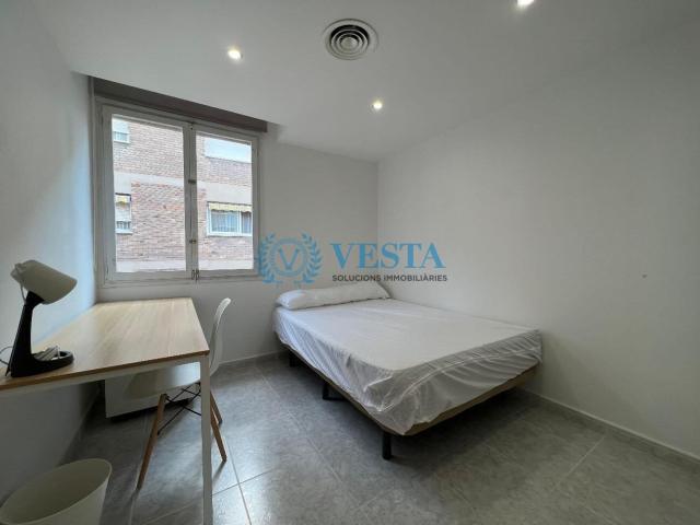 HABITACIONES EN ALQUILER PARA ESTUDIANTES EN EL CENTRO DE REUS