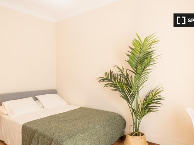 Habitación en piso compartido de 5 habitaciones en l'Antiga Esquerra de l'Eixample