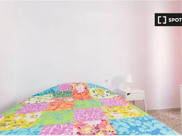 Habitaciones en apartamento de 5 dormitorios en Ronda, Granada
