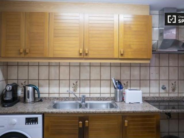 Habitaciones en piso de 5 dormitorios en Valencia