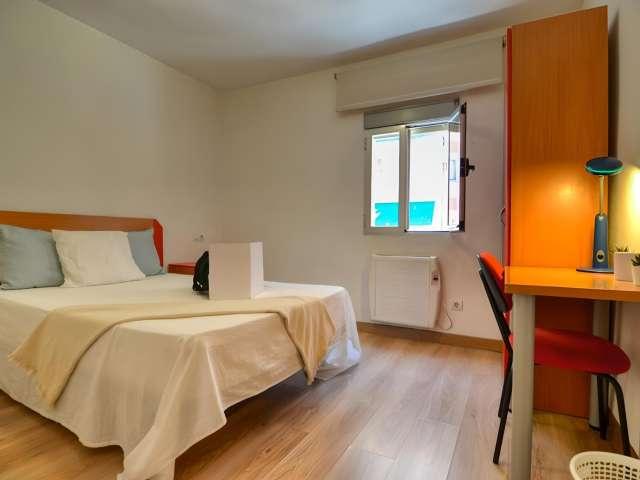 Habitaciones para alquilar en apartamento de 4 habitaciones en Getafe
