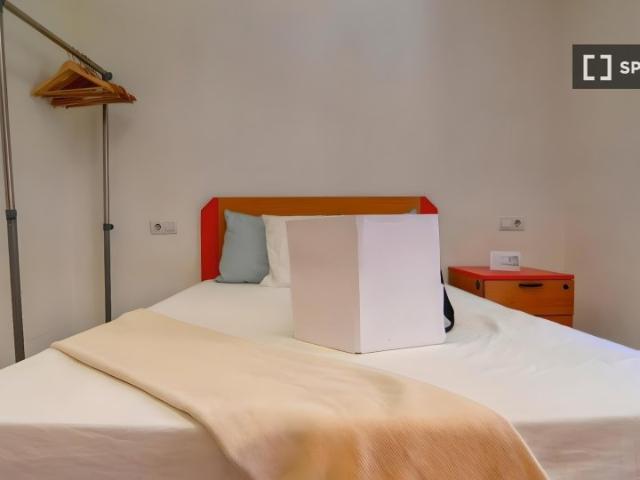 Habitaciones para alquilar en apartamento de 4 habitaciones en Getafe