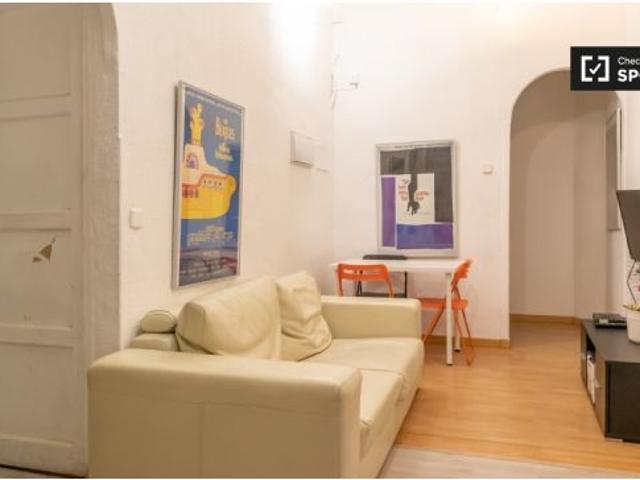 Habitaciones para alquilar en apartamento de 5 dormitorios en Madrid