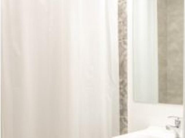 Habitaciones para alquilar en apartamento de 8 habitaciones en Madrid