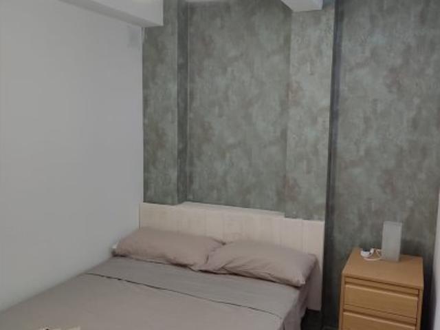 Habitaciones para alquilar en apartamento de 3 dormitorios en Valencia