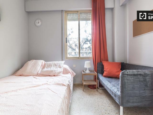 Habitaciones para alquiler de apartamentos, de 5 dormitorios, Ciutat Vella, Valencia