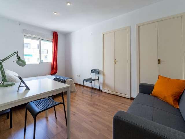 Habitaciones para alquiler de apartamentos, de 5 dormitorios, Ciutat Vella, Valencia