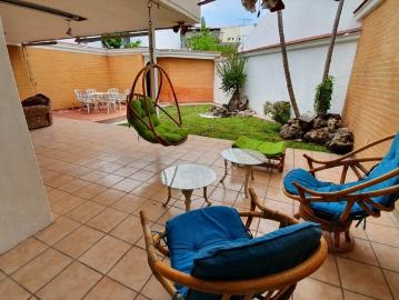 Habitaciones para jovenes cerca de la Minerva