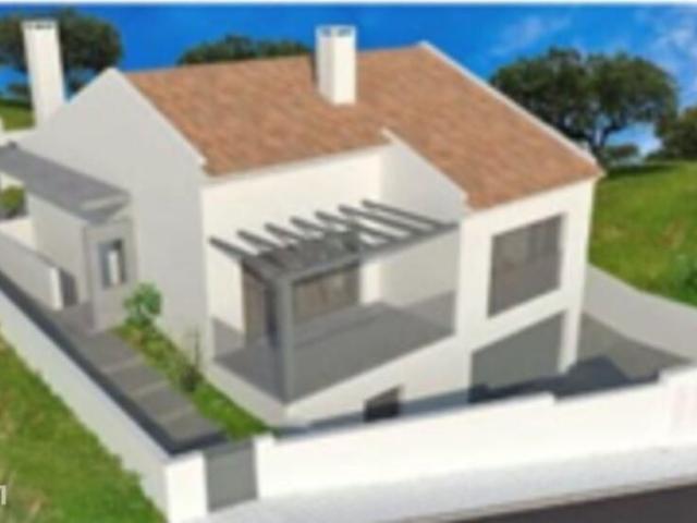 Habitao T3 em Alccer do Sal Santa Maria do Castelo e Santiago e S