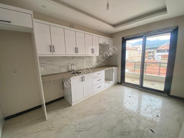 Hacıbey Mah 2+1 Kapalı Mutfak Satılık Daire