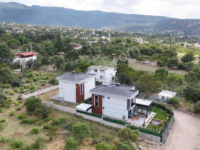 Hacılar Beğendik 2 Katlı 500 M2 Arsalı Lüks Villa