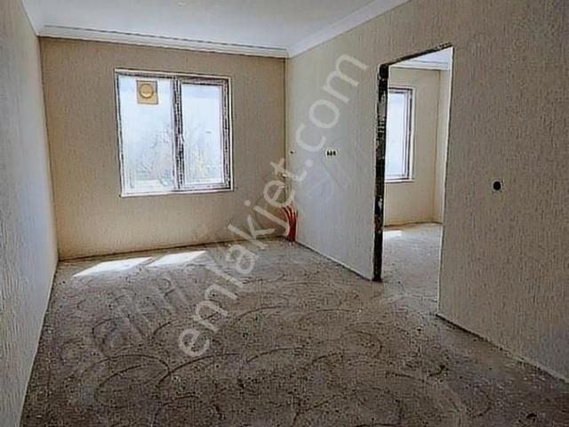 Hacılar Harmanı Mahallesi'nde Eşyasız 1+1 Daire