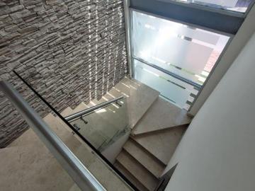 Casa en Residencial Santa Fe, León, Gto. $4.3 MDP, recámara en planta baja