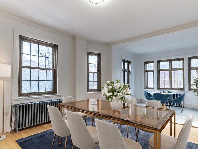 Haddon Hall 2 Bedroom Apartment for Rent at 2255 Rue Lambert Closse, Montréal, QC H3H 1Z9