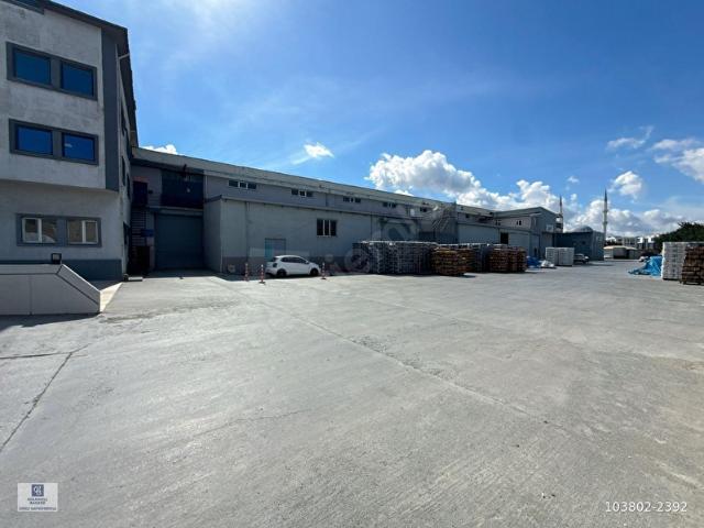 HADIMKÖY ANA CADDE ÜZERİNDE KİRALIK FABRİKA DEPO 1.700 m2