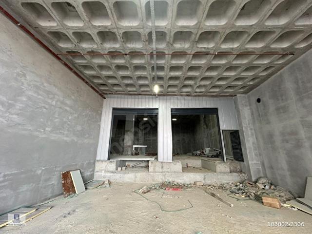 HADIMKÖY ÖMERLİ 2.000m KİRALIK 2 TIR RAMPALI H:8 DEPO