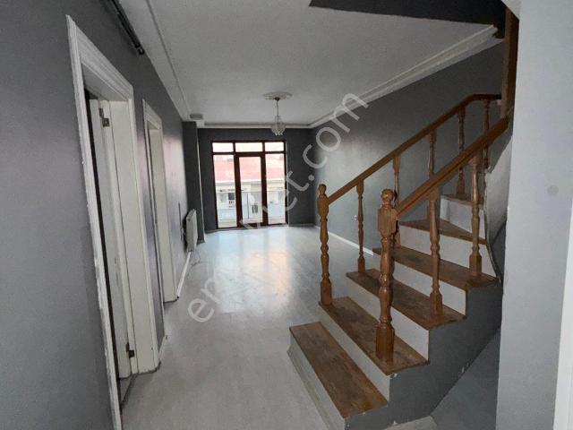 Hafiziye Mah Kiralık 3+1 Dubleks Daire