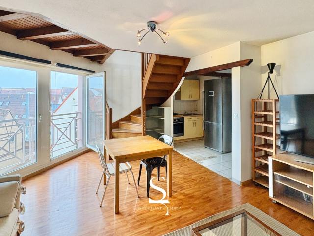 HAGUENAU Centre Duplex en attique avec parking, 2 pièces À VENDRE