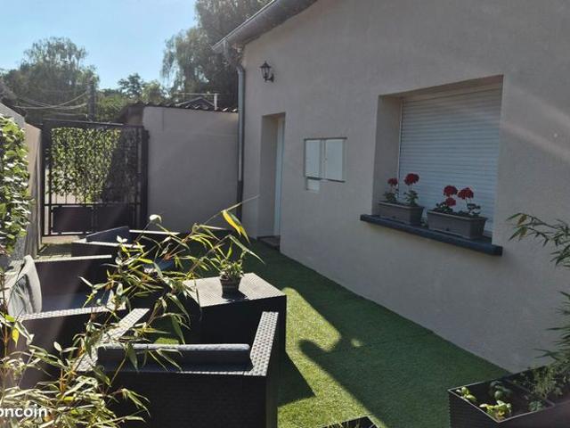 Hagondange charmante maisonnette en duplex avec terrasse