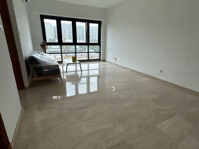 Haig Court D15, Condominium