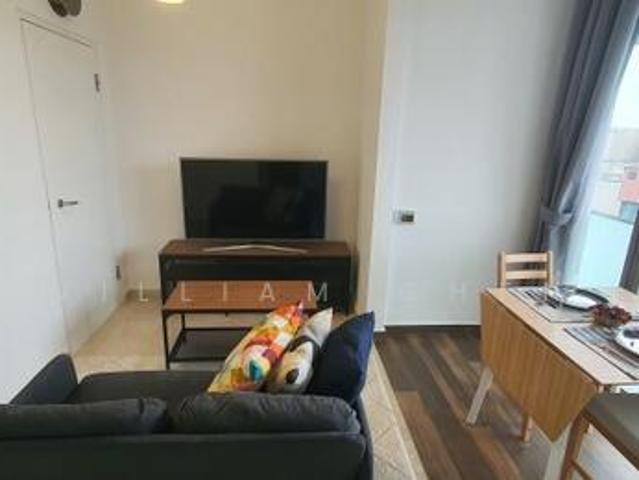 Haig 162 Condominium For Sale, $1,500,000, 2 Bed 2 Bath 915 sqft $1,639.00 psf