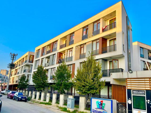 Hak Emlak'tan Üniversite Bölgesinde Site İçerisinde Satılık 3+1 Daire