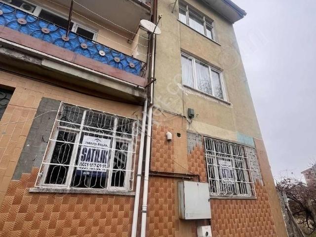 Hakan Emlak'tan Yatırımlık 2+1 Fırsat Daire