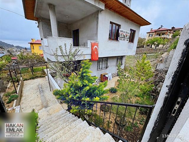 HAKAN EMLAK'TAN GÜLEK YAYLASINDA 2 KATLI YENİ MÜSTAKİL YAYLA EVİ