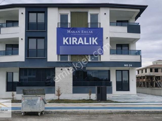 Hakan Emlaktan Kentpark Yanında 2+0 Kiralık Lüxx Daireler