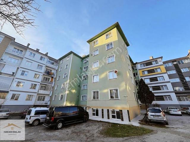 Hakan Emlak'tan Mimarsinan'da 4+1 Kiralık Daire