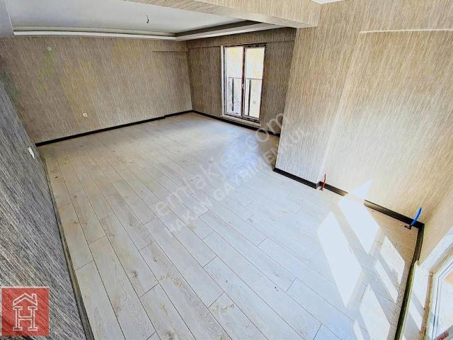 Hakan'dan Şehir Hastanesi Yakını Katta 3+1 Sıfır Daire