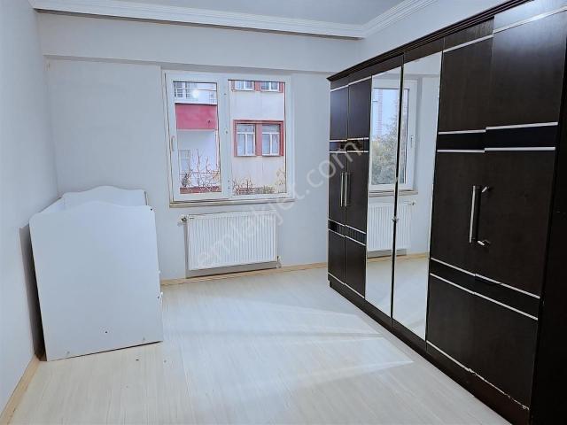 Hakev'den Erdemoğlu'nda Merkezi Konumda Kiralık 2+1 Daire