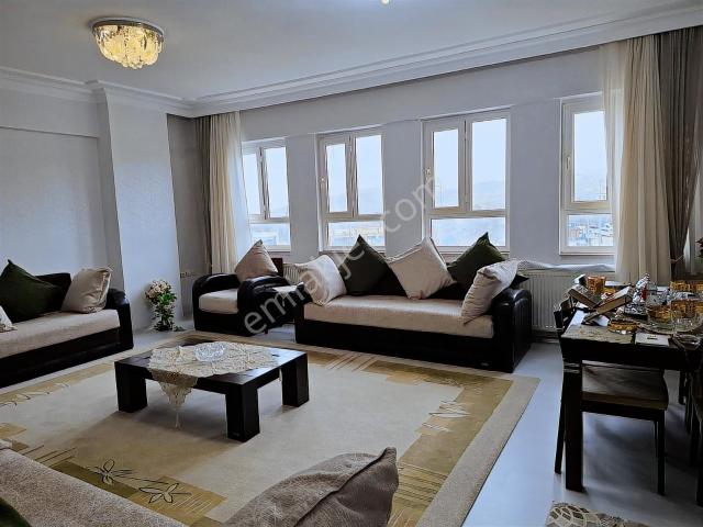 Hakev'den Otogar Karşısında 190 M2 3+1 Daire Satılıktır!