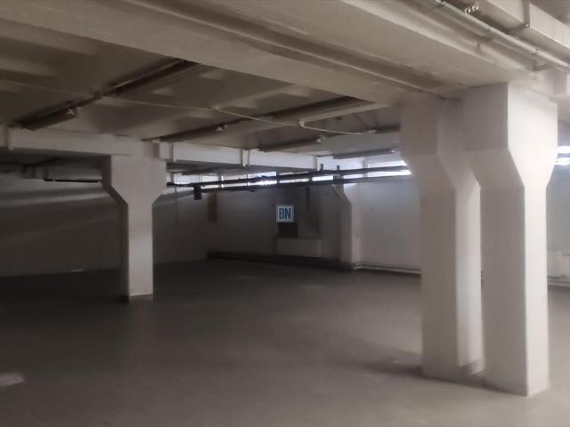 Hala magazynowa 370 m² z rampą i media w Mikołowie