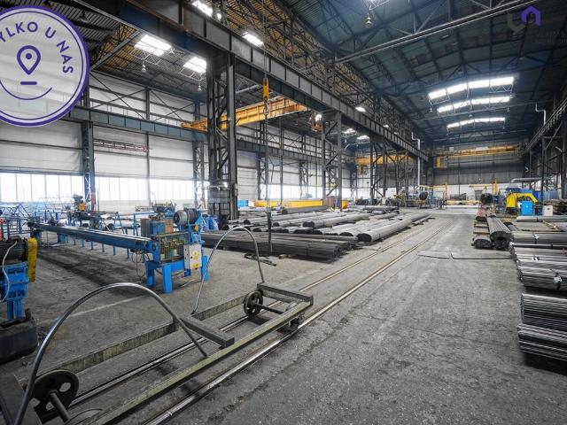 Hala magazynowa 5380 m² z suwnicami i biurami