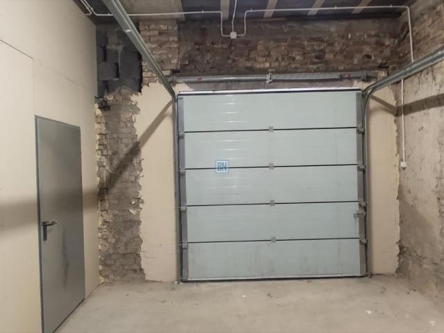 Hala magazynowa 58 m² z bramą i prądem w Mikołowie