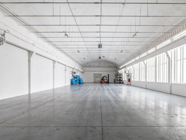 Hala produkcyjno magazynowa 780 m² z zapleczem energetycznym