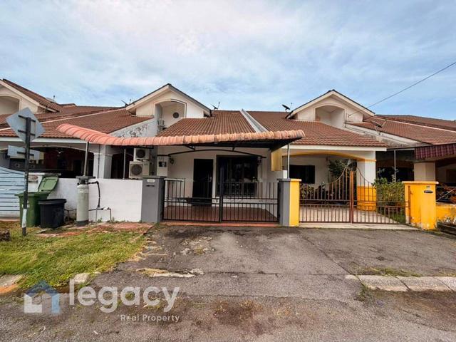 Halaman Meru Permai Teres 15 Tingkat FREEHOLD Lima Bilik