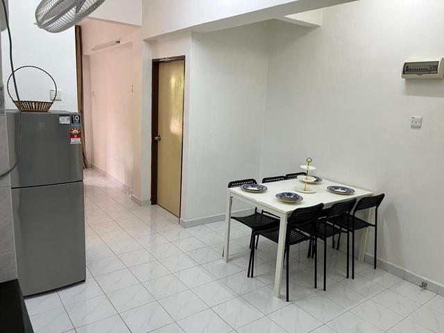 Halaman Teratai Sungai Nibong Lip Sin Jubilee Fully Furnish Reno 800sf