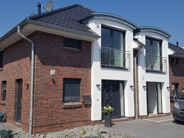 Halbes Haus, voller Komfort Doppelhaushälfte in naturnaher Lage!
