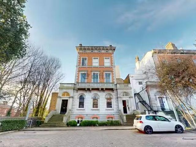 Halcam Court, Ballsbridge, Dublin 4 is for rent