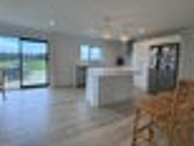 Halcombe, 4 bedrooms, $720 pw
