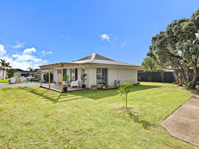 half moon bay, 2 bedrooms