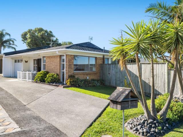 half moon bay, 2 bedrooms