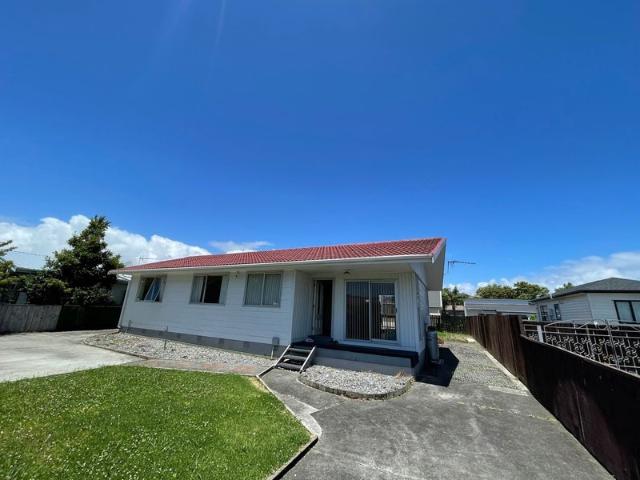 half moon bay, 3 bedrooms