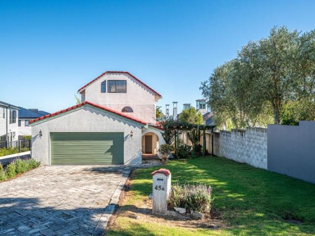 half moon bay, 3 bedrooms