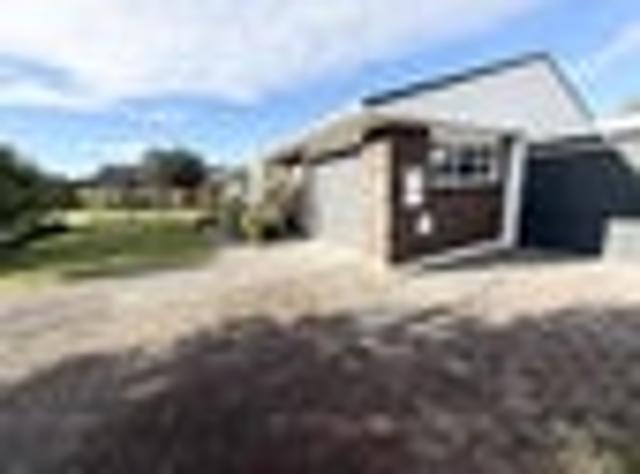 Half Moon Bay, 3 bedrooms, $830 pw