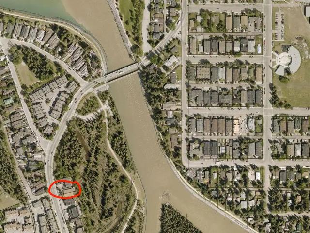 Half Duplex in the Heart of Canmore: Nov 2026 May 2027